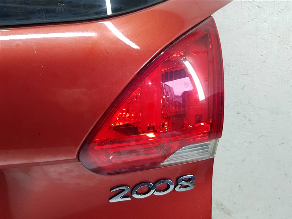 257996