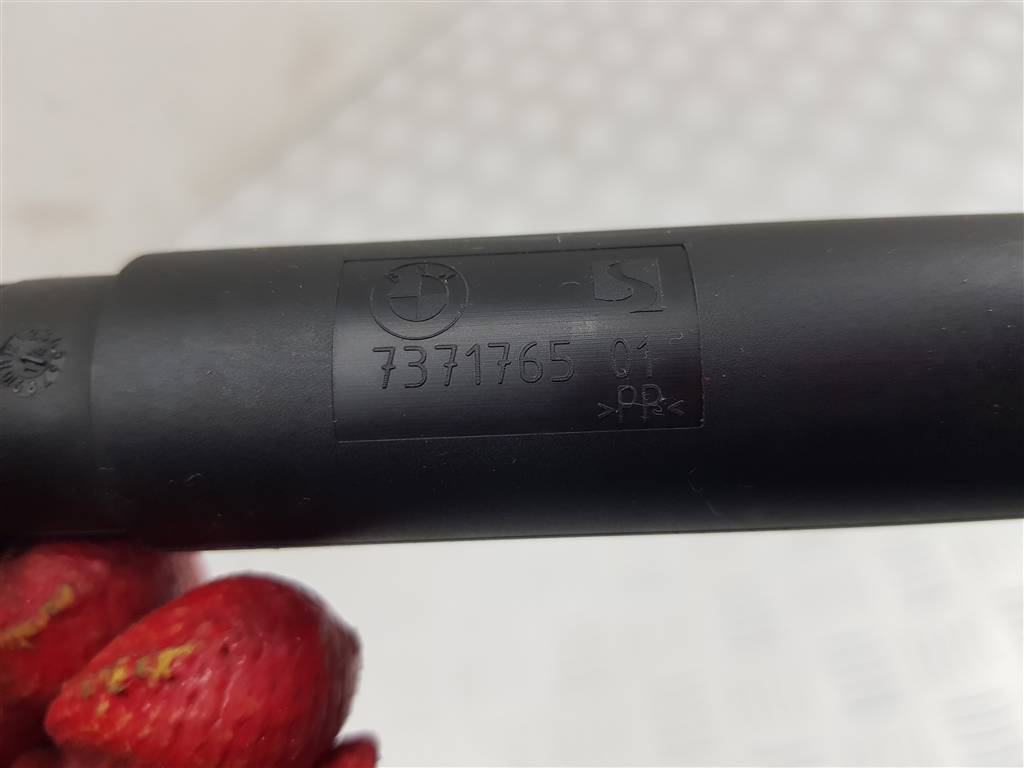 258127