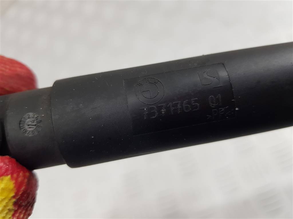 258129