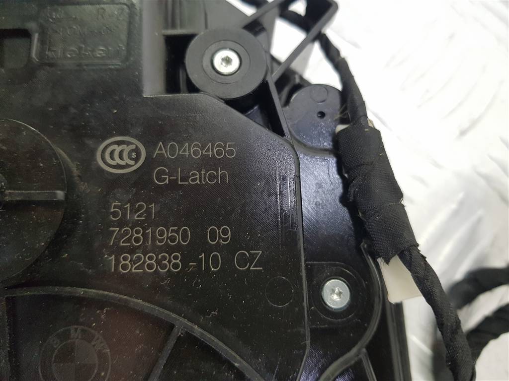 261776