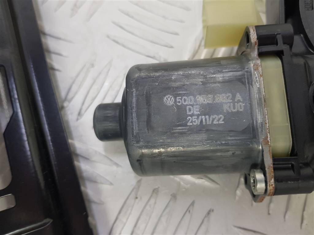262507