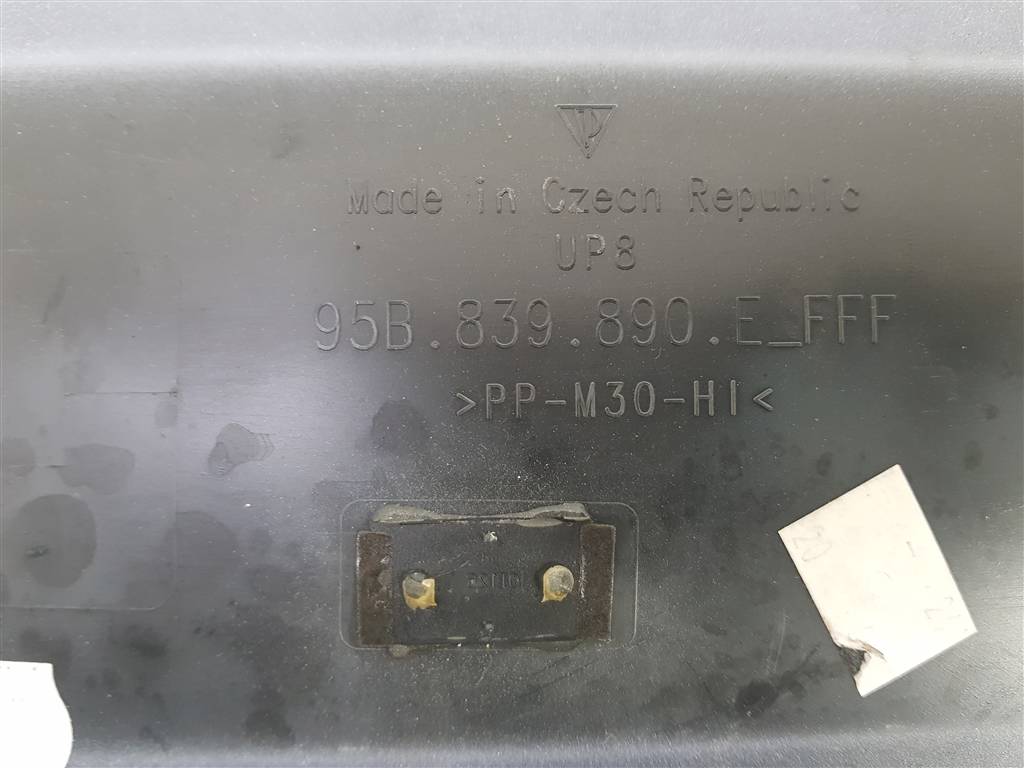 262698