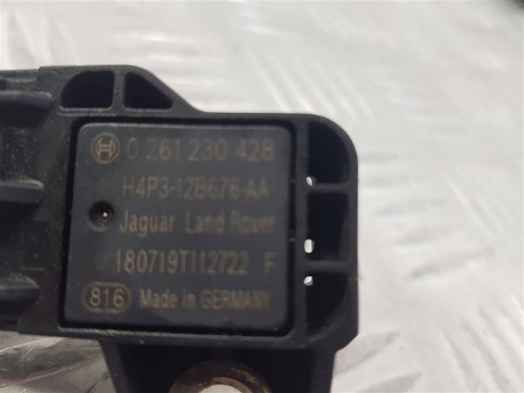 263097