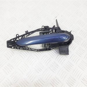 Ручка наружная передняя правая BMW 5 G30/G31 7 [рейстайлинг] (2020-2023)