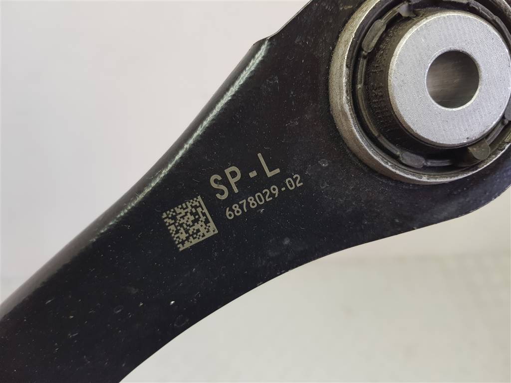 267699