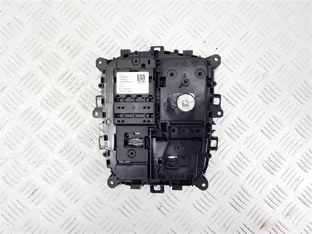 270040