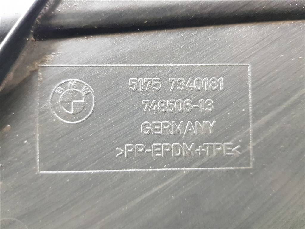 271202