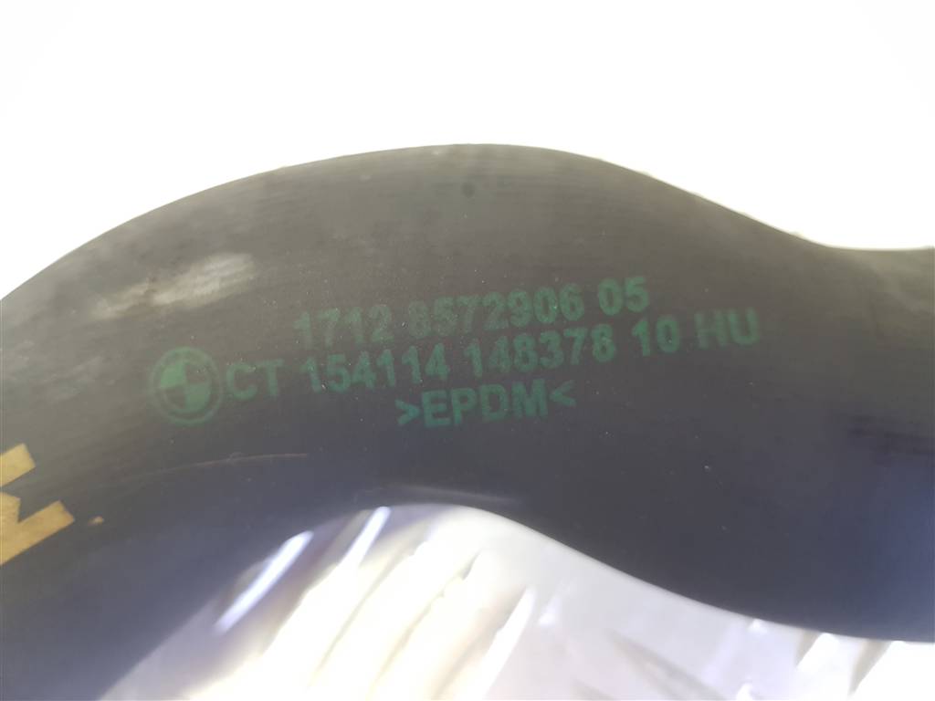 271677