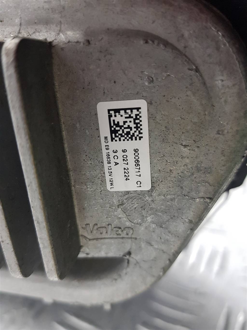 274221