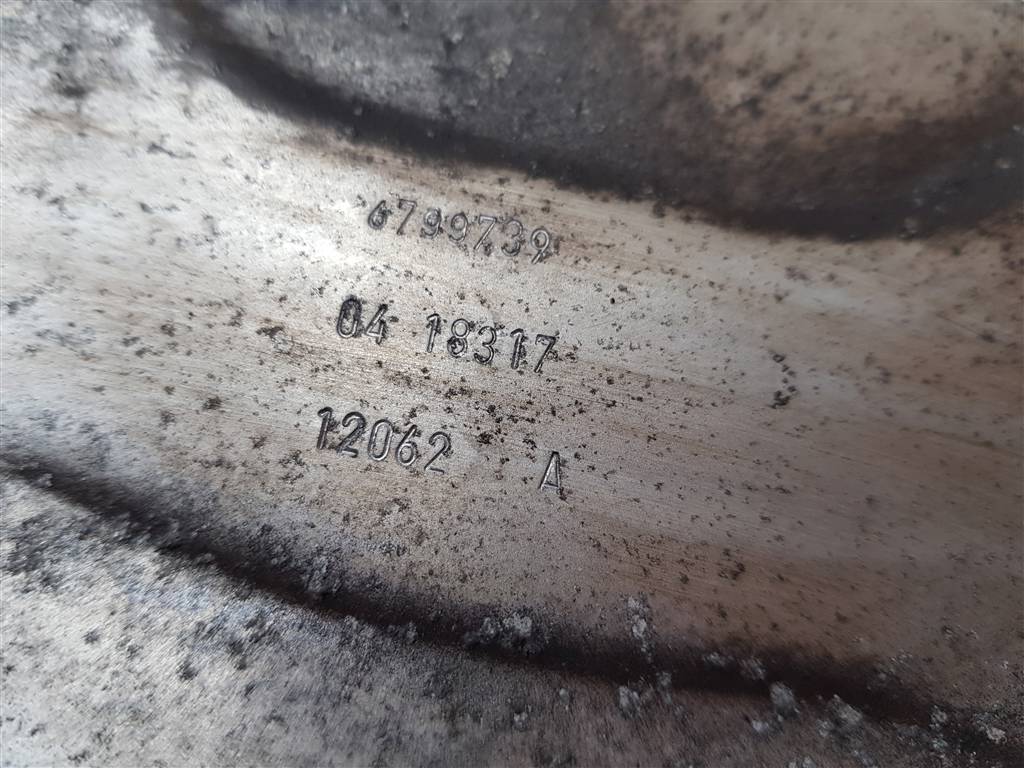 274797