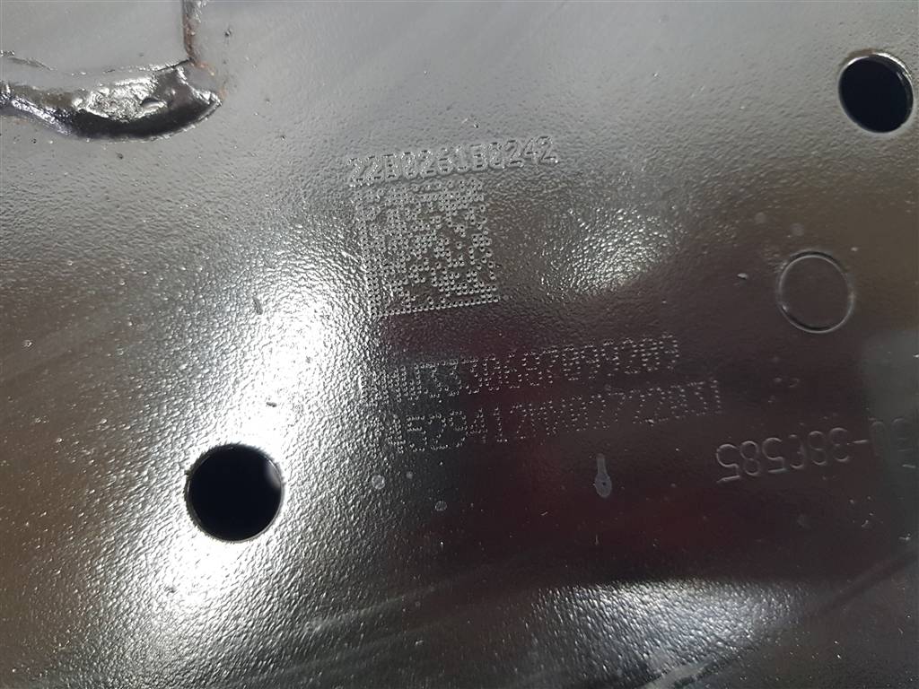 275470