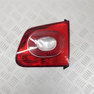 Фонарь крышки багажника правый Volkswagen Tiguan 1 поколение (2007-2011)