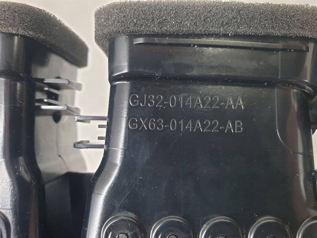 279843