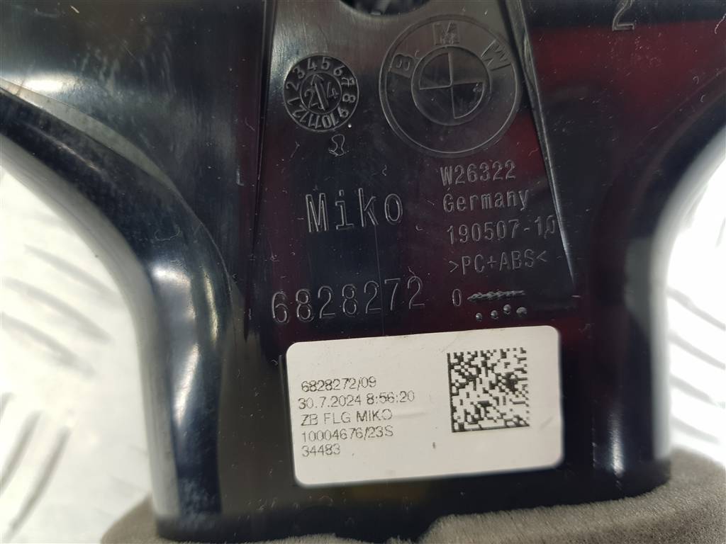 281618