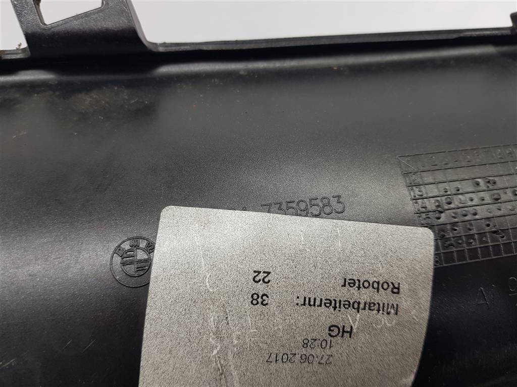 281647