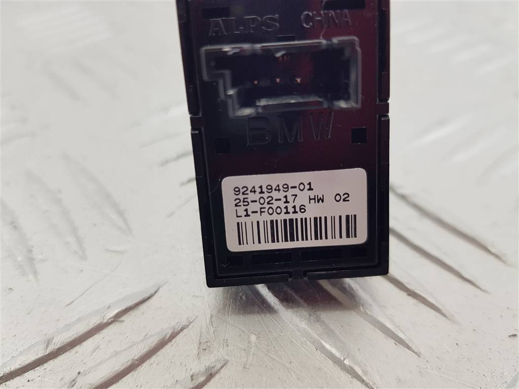 281845