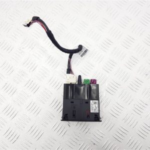 Разъем AUX / USB Mercedes GLE W167 2 поколения (2018 - 2024)