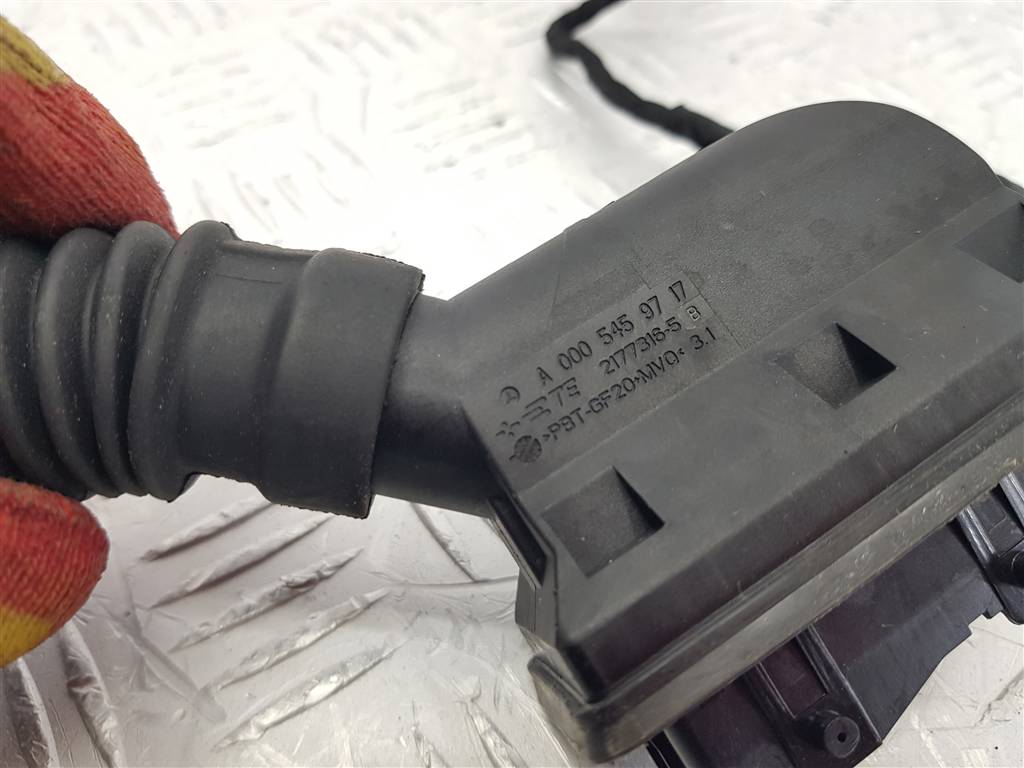 283946