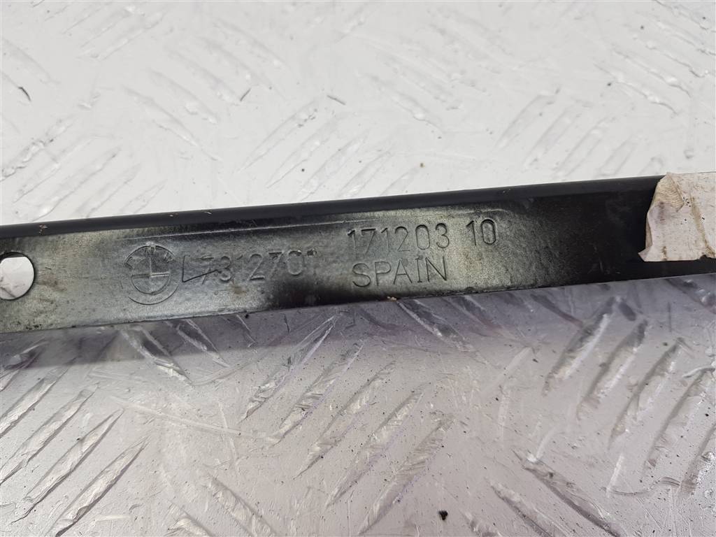 284038