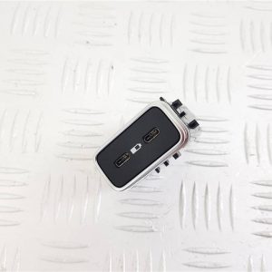 Разъем AUX / USB Mercedes GLE W167 2 поколение (2018-2023)