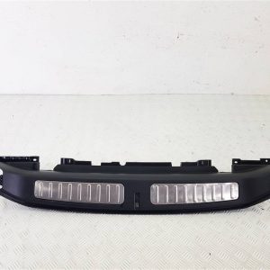 Накладка внутренняя на заднюю панель кузова (багажника) BMW X4 F26 1 поколение (2014-2018)
