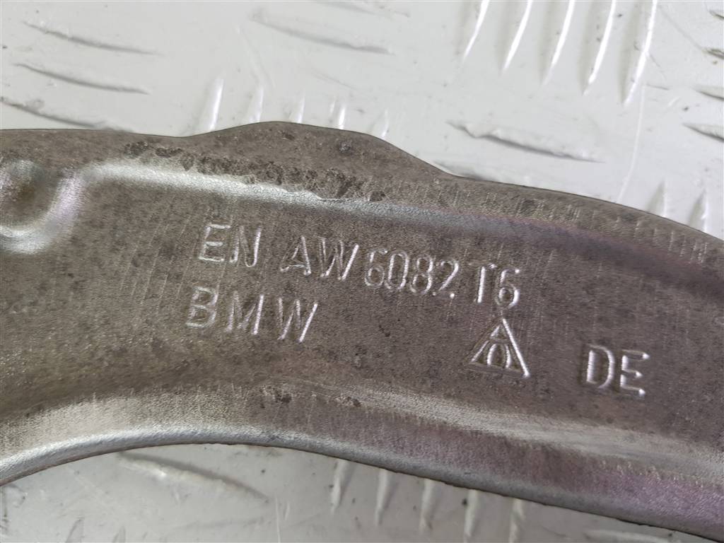 295961