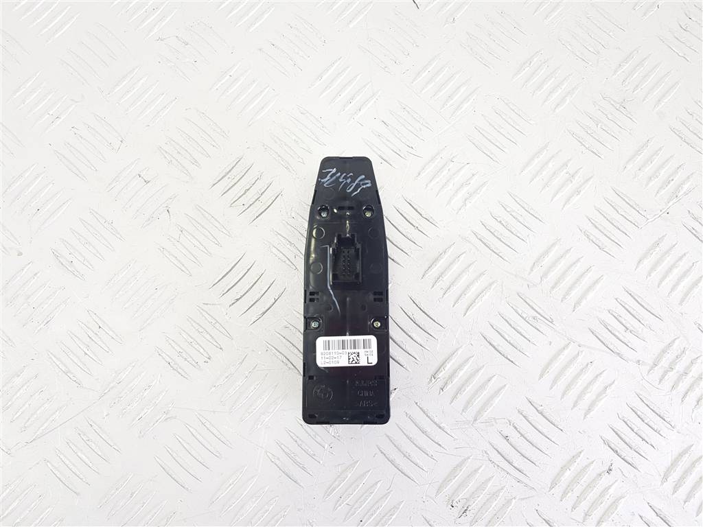 296040