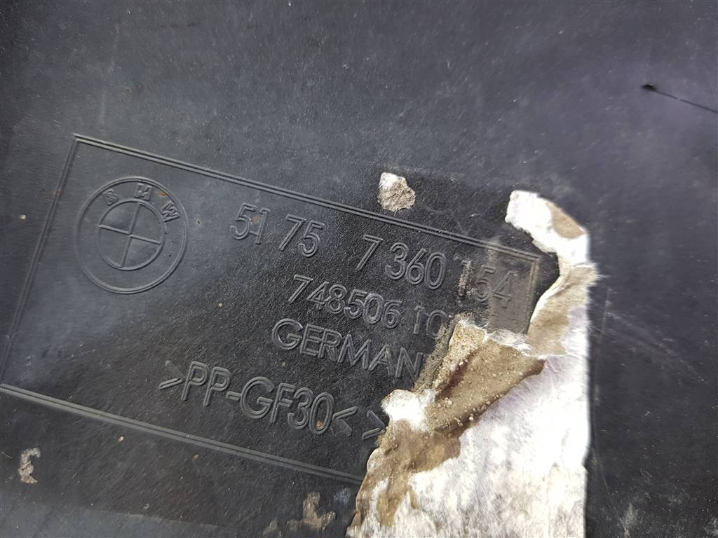 296390
