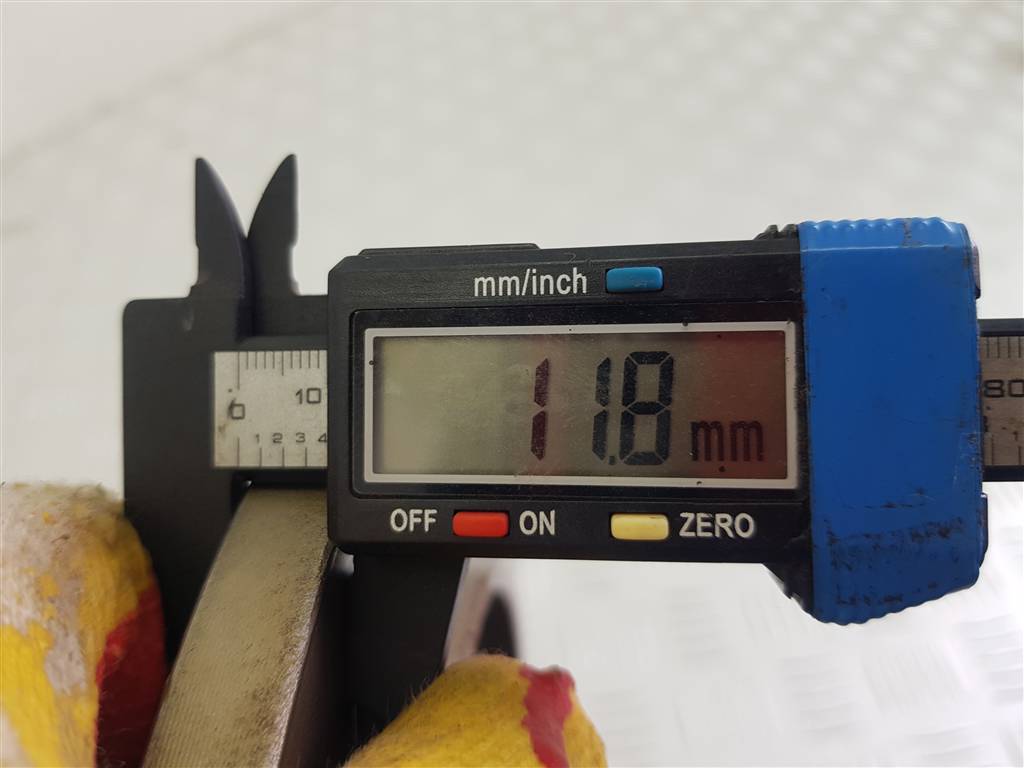 296483