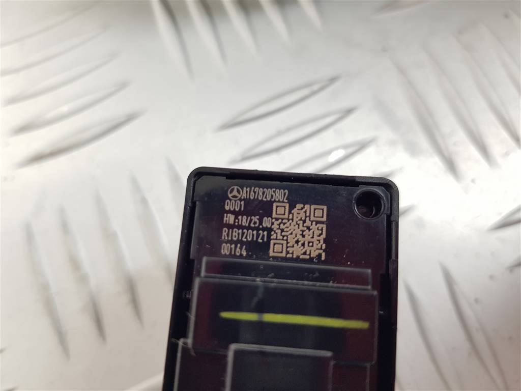 297018