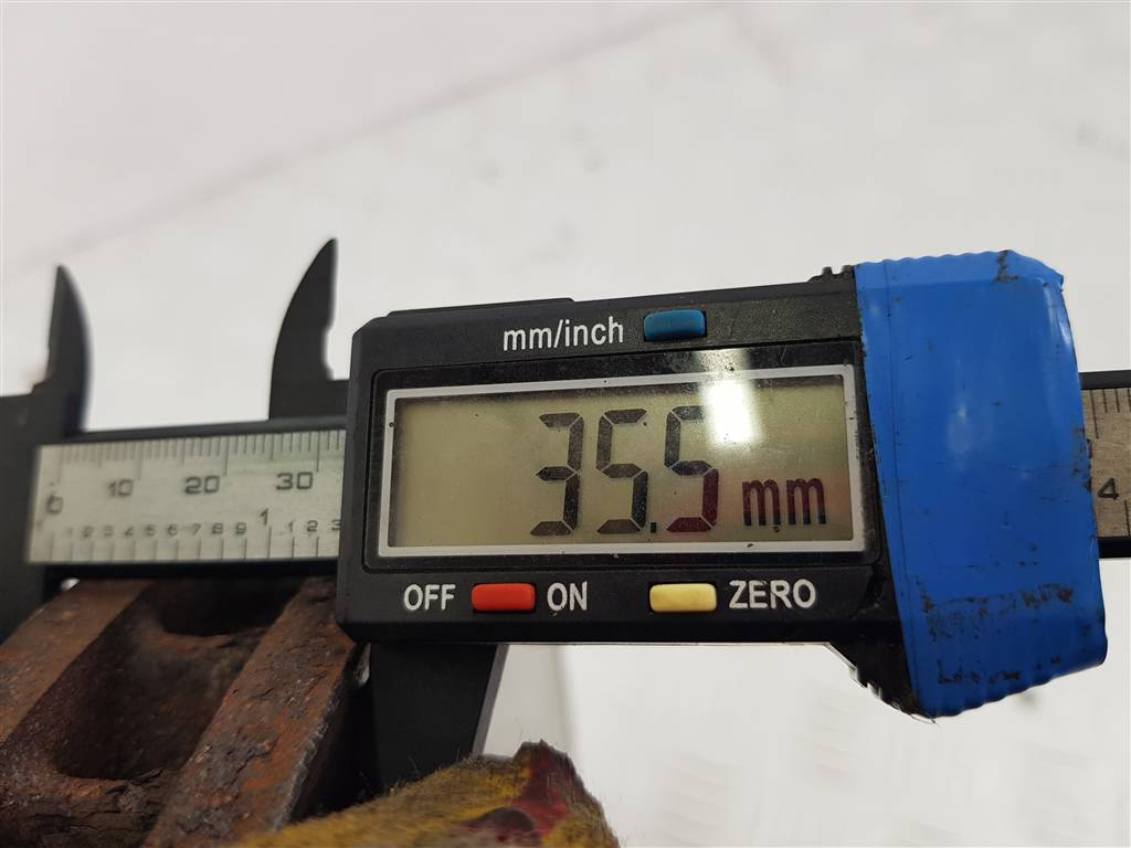 298067