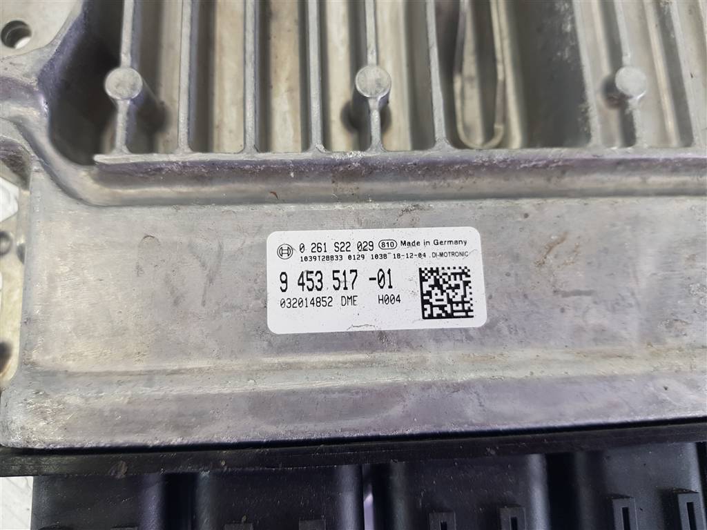 298693
