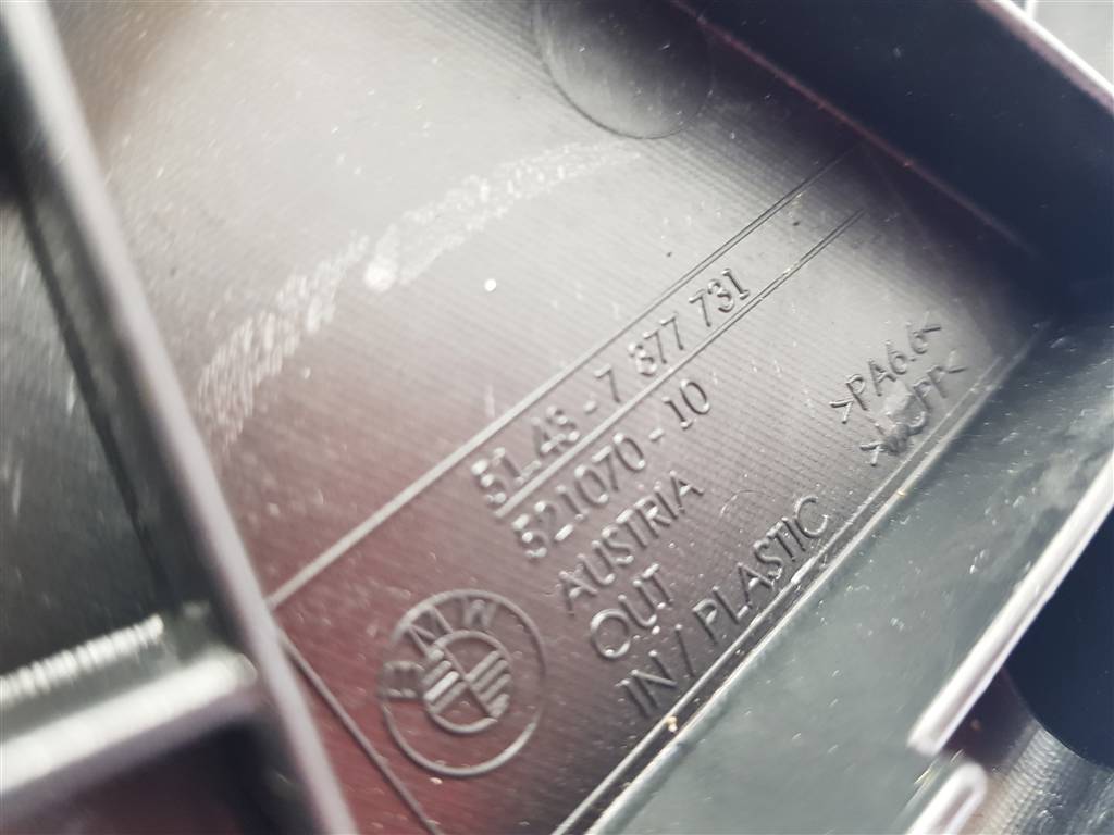 299210