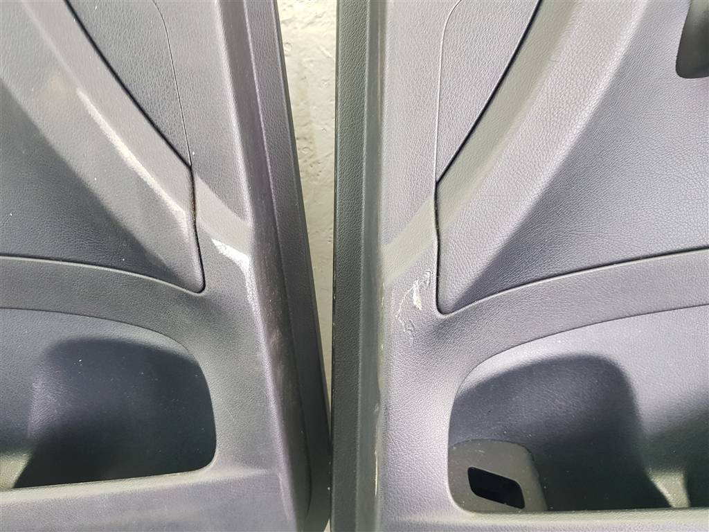 299684