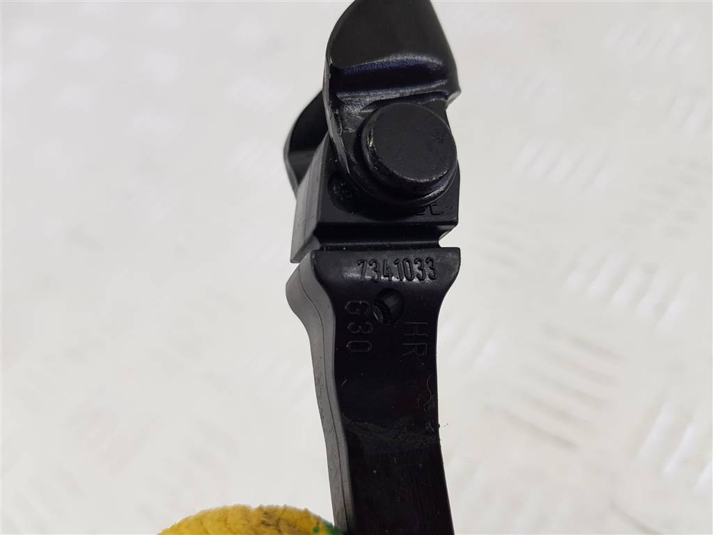299773