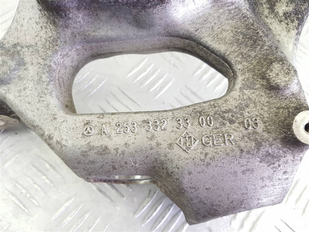 299838