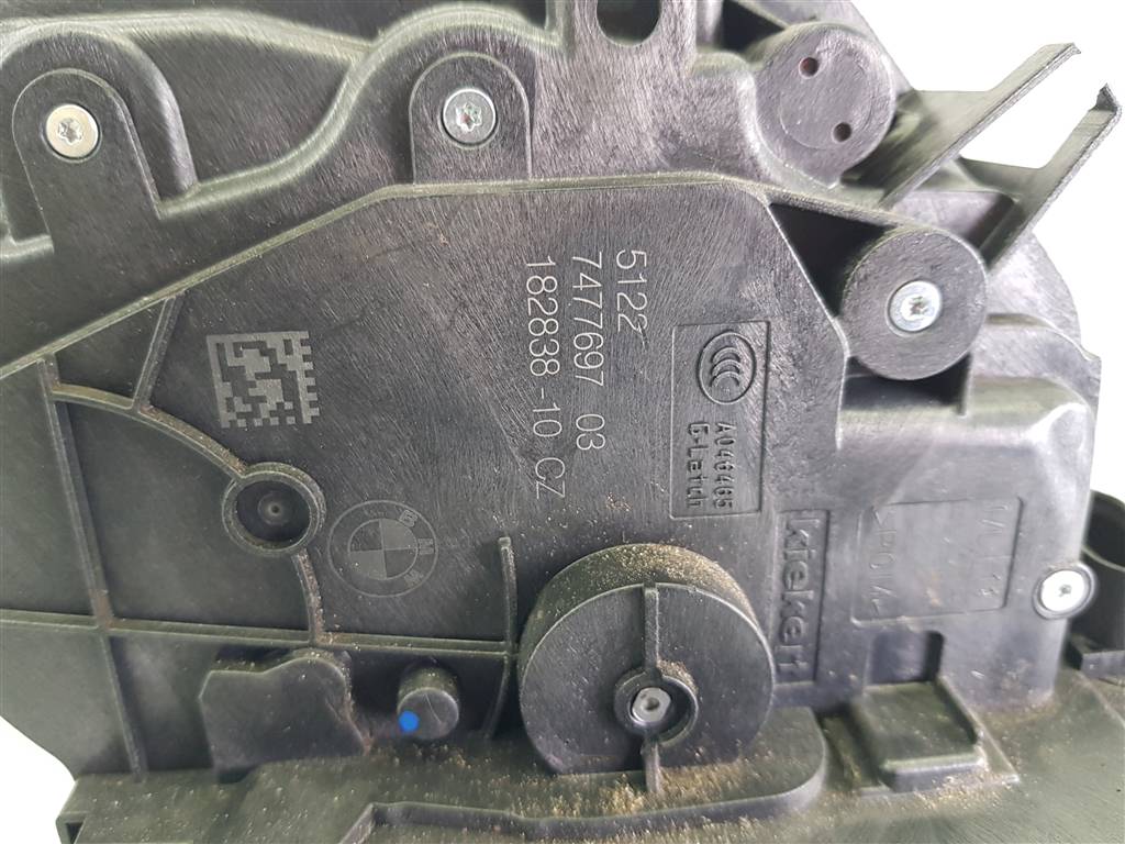 300094