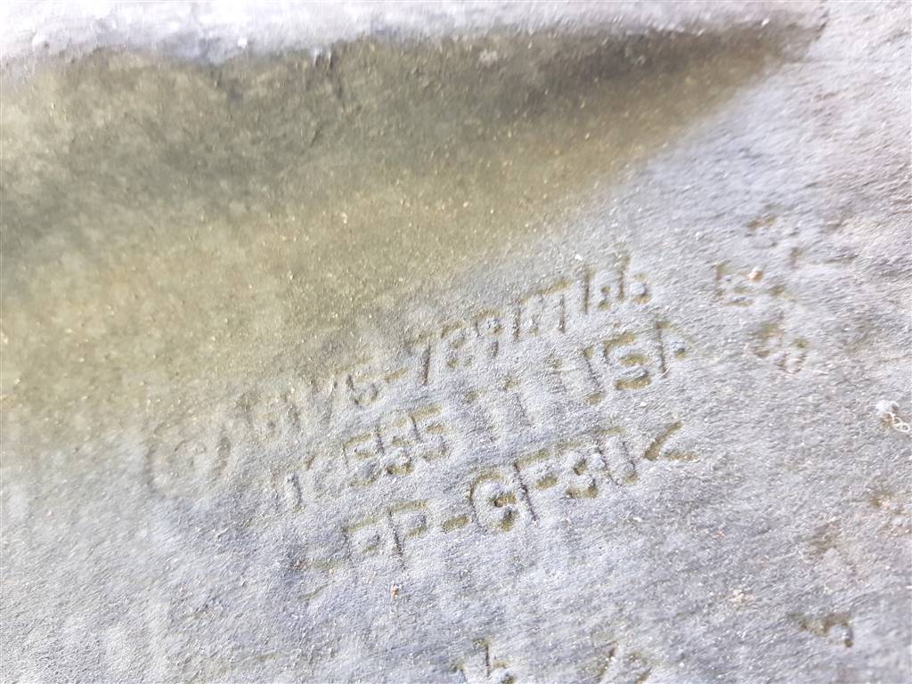 300588