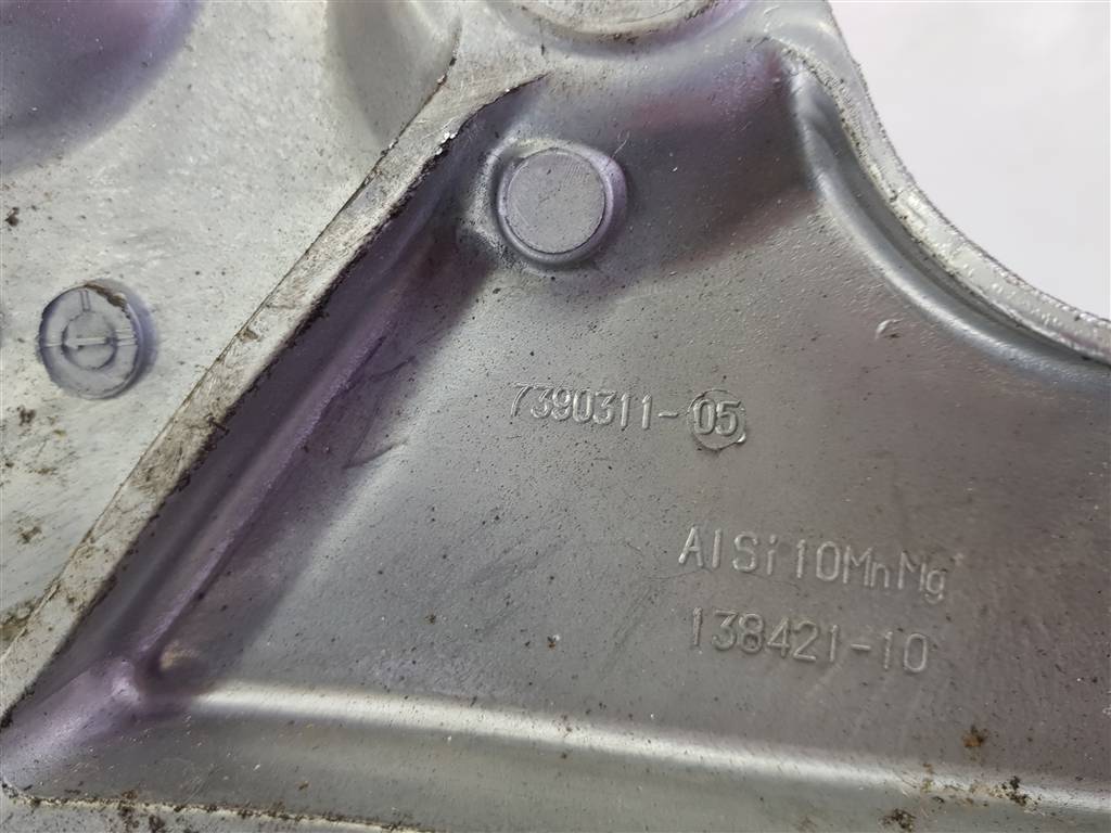 300823