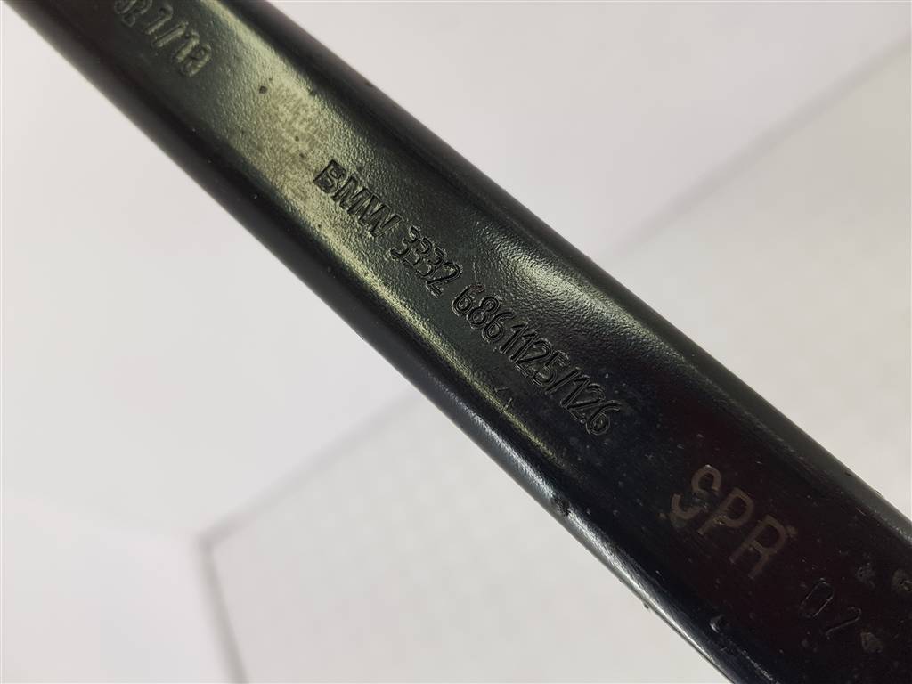 300923