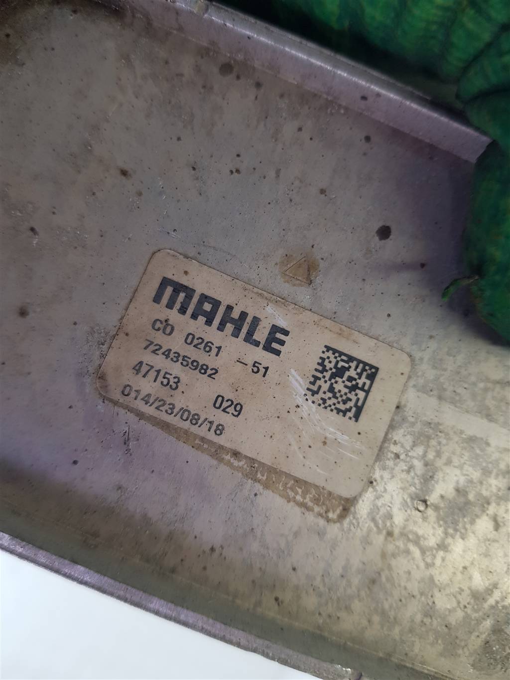301282