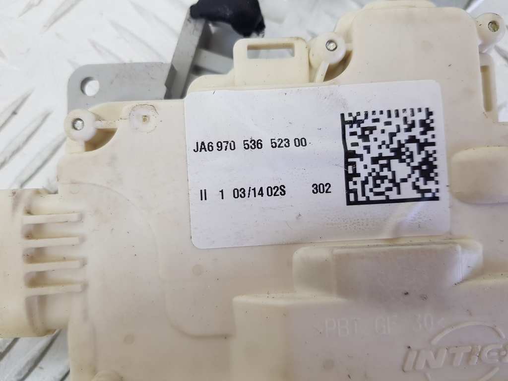 302248