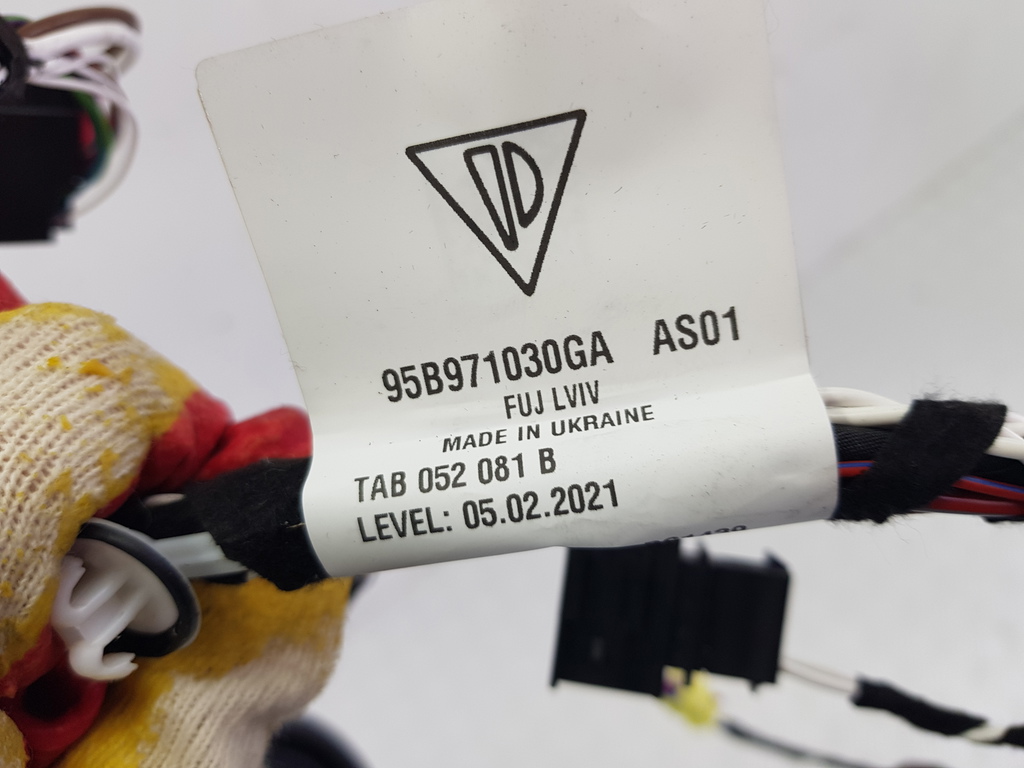 302521