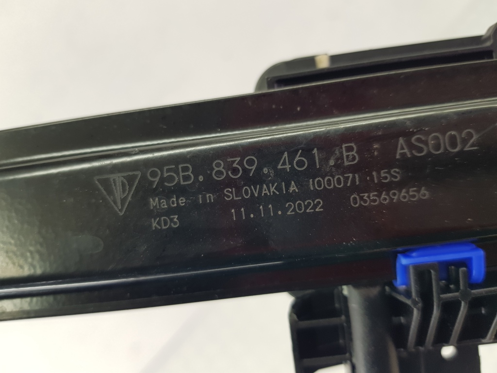 302770