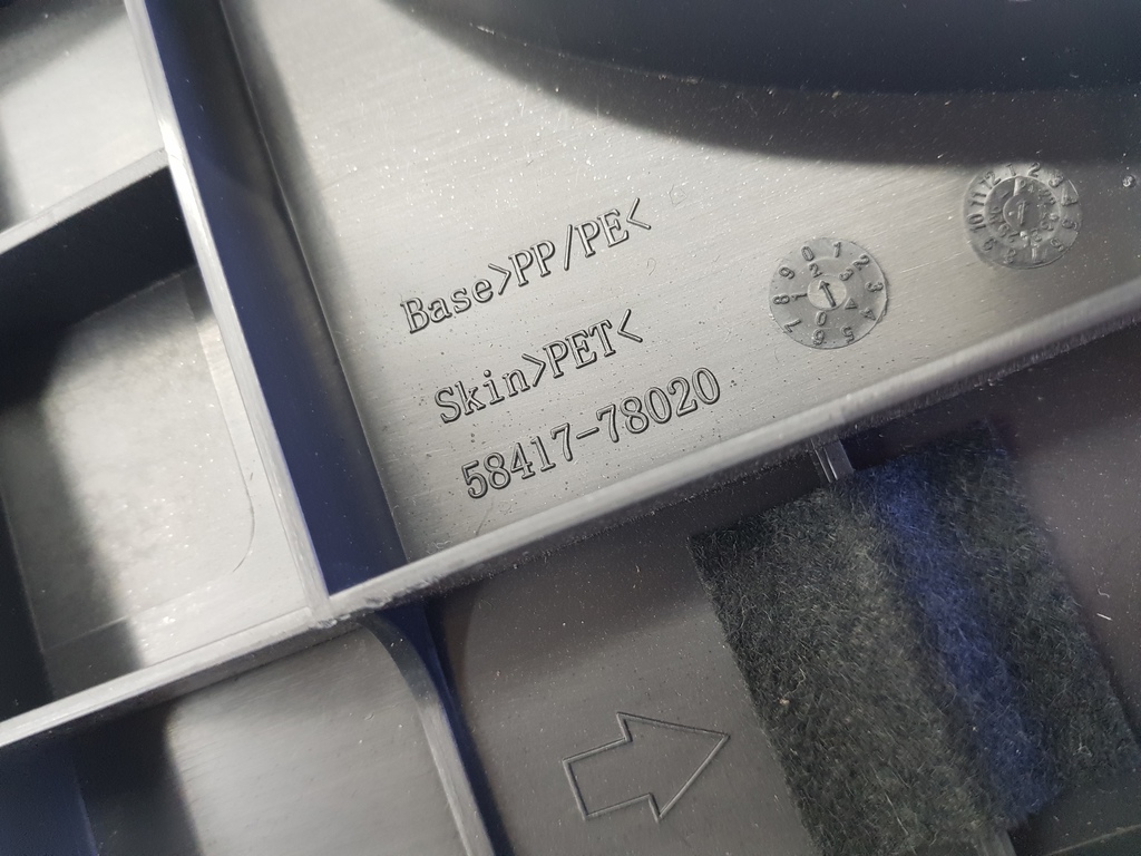 304224