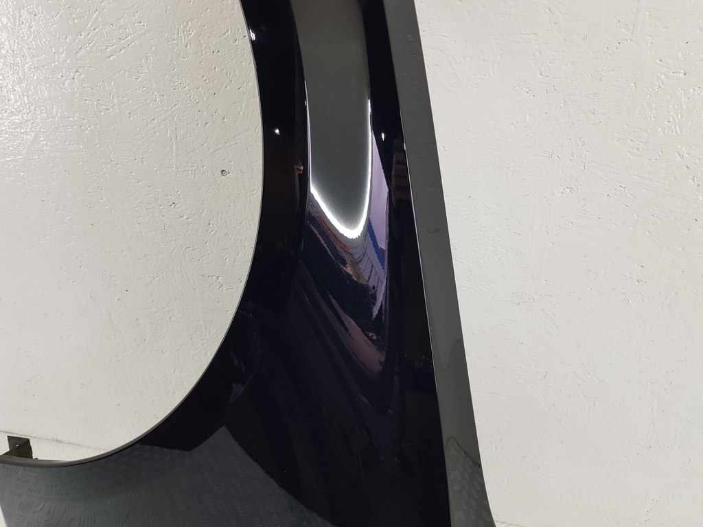 305619