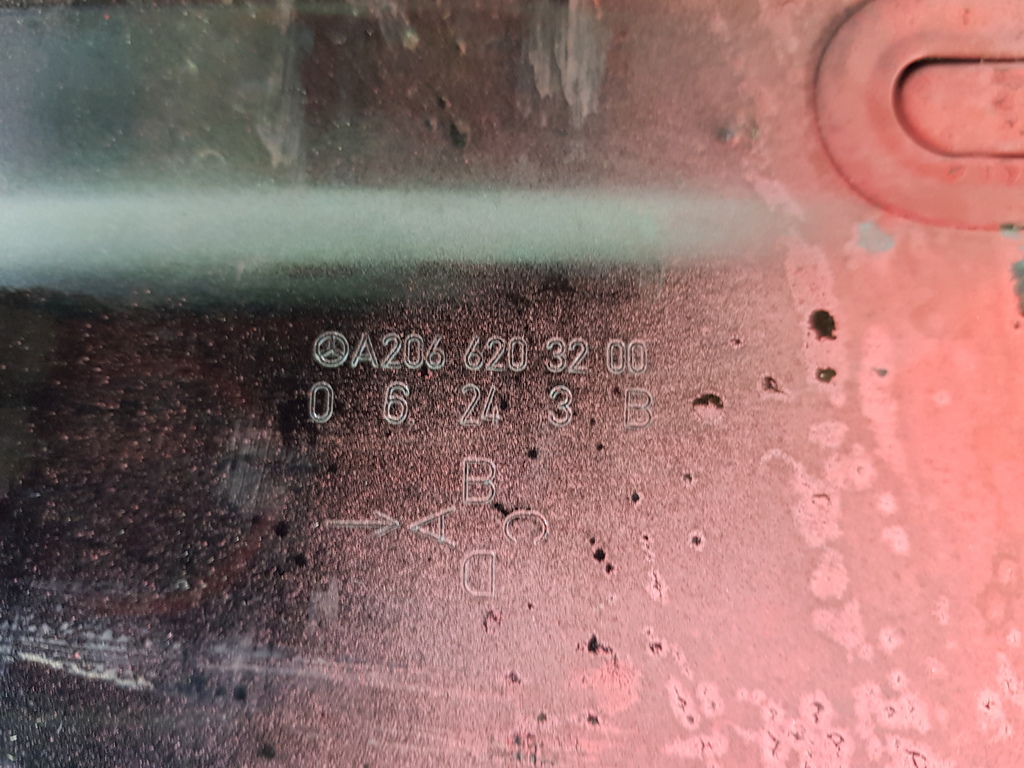 306031