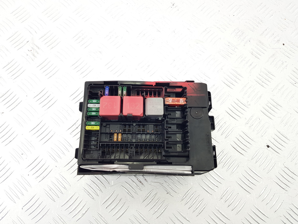 306338
