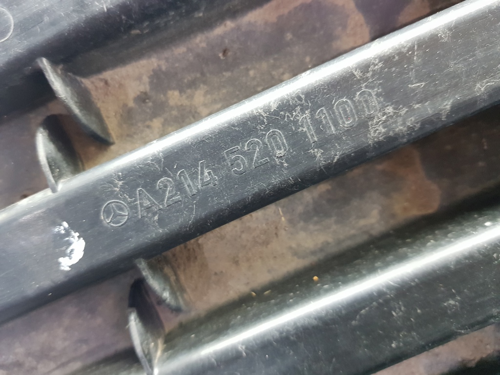 306474