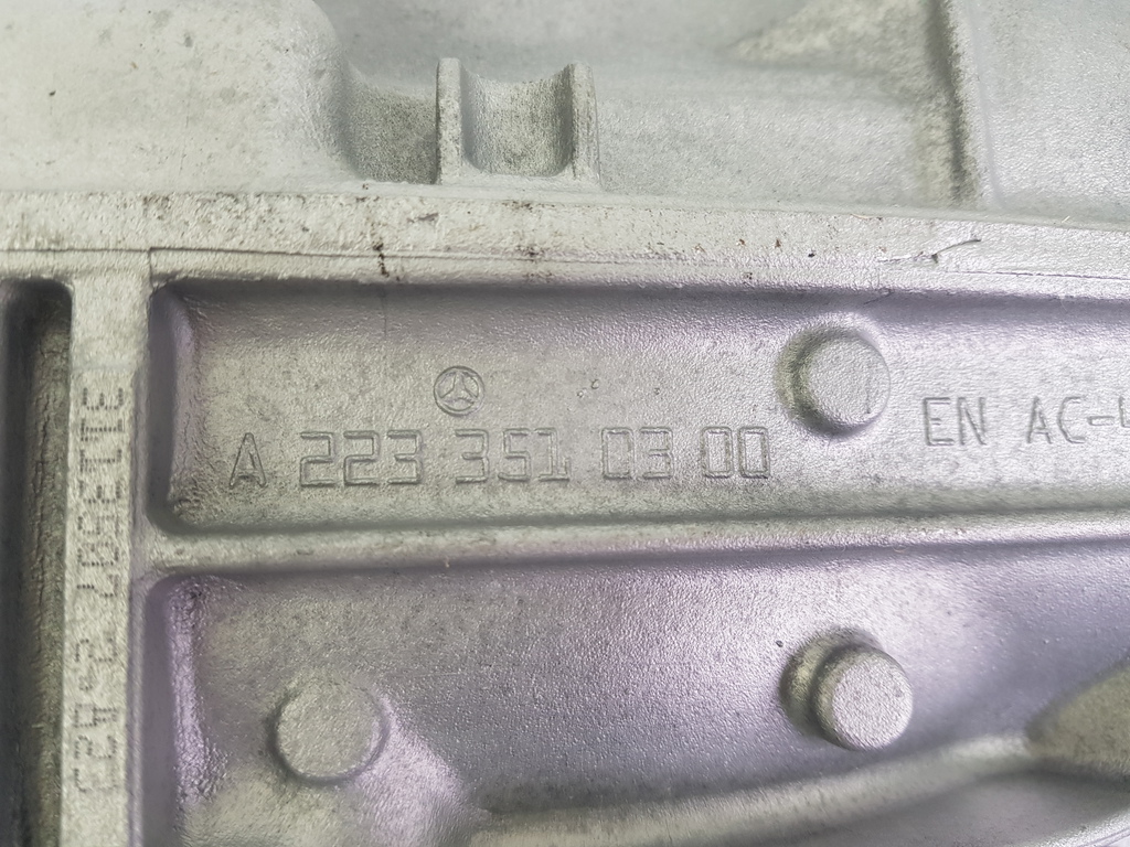 306690